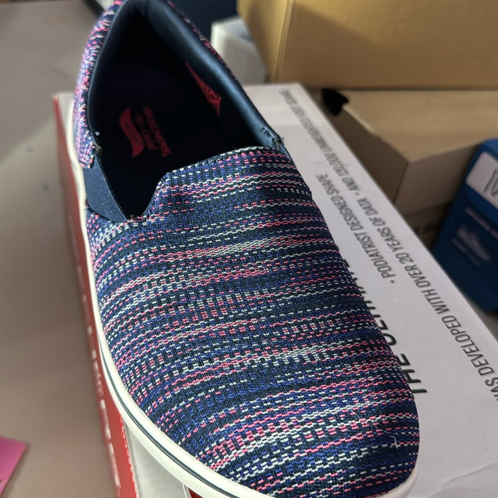 Sketchers air-cooled memory foam